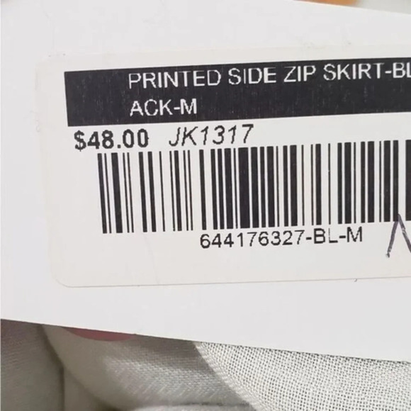 Fab’rik Metallic Gold Black Mini Skirt Women’s Size M | Shimmery‎ Holiday Party - Picture 5 of 6